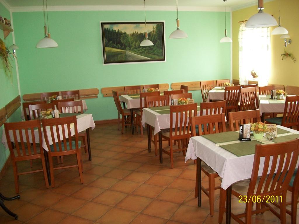 Pension U Loupezaku Hotel Jetrichovice  ภายนอก รูปภาพ