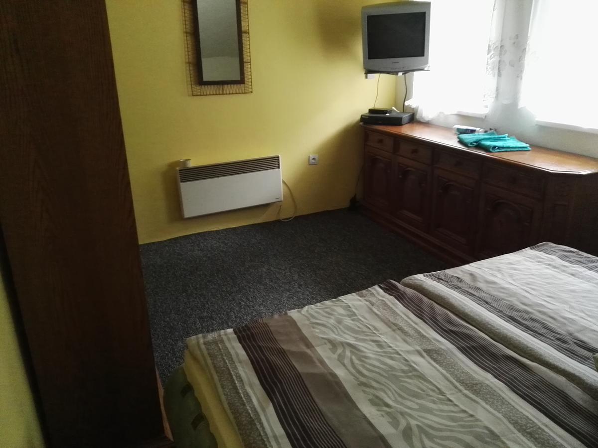 Pension U Loupezaku Hotel Jetrichovice  ภายนอก รูปภาพ